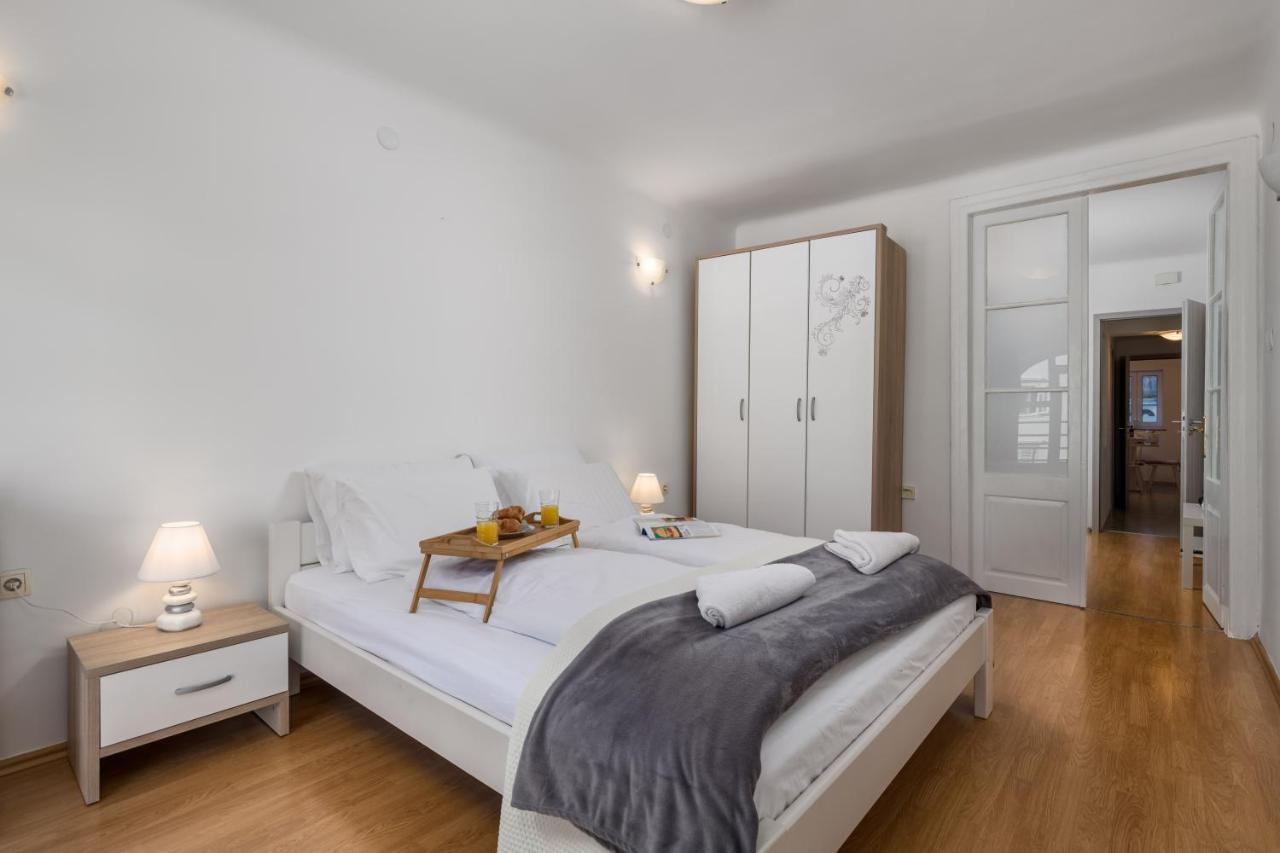 Main View Apartment Rijeka Eksteriør billede